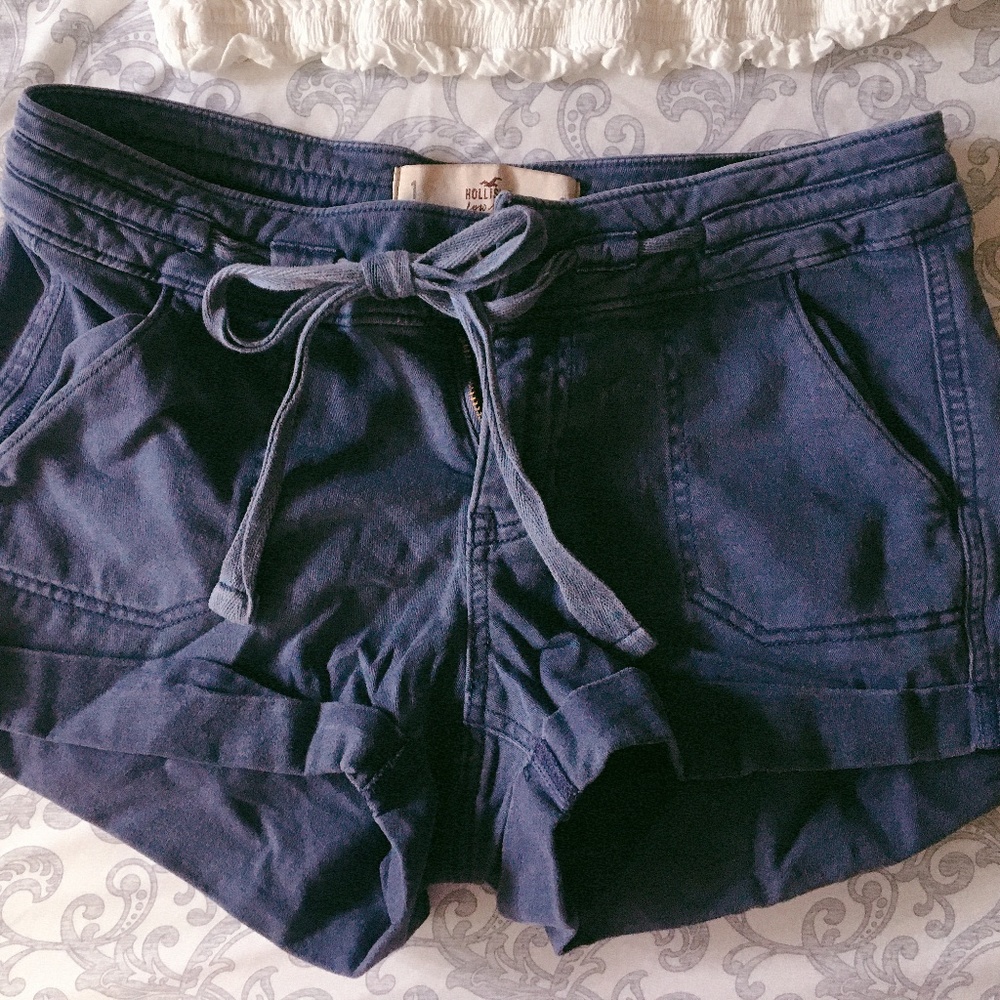Hollister short size 1